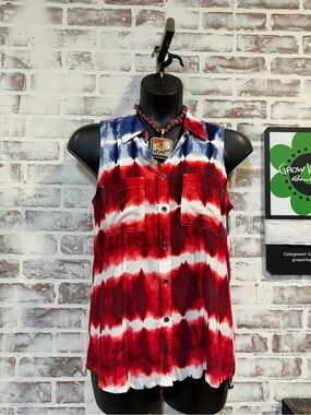 Rock & republic Sleeveless Tie-Dye Button Front Top - Red, White & Blue
